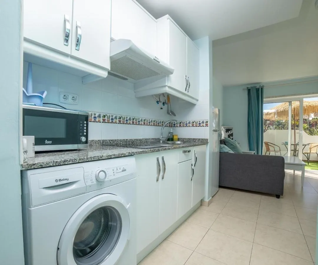 Oasis Royal 13 apartamento vista piscina Corralejo by Lightbooking 0*,  España