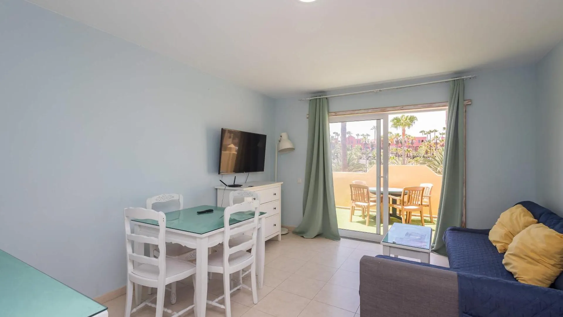 Apartamentos Oasis Royal Corralejo F313 Apartment